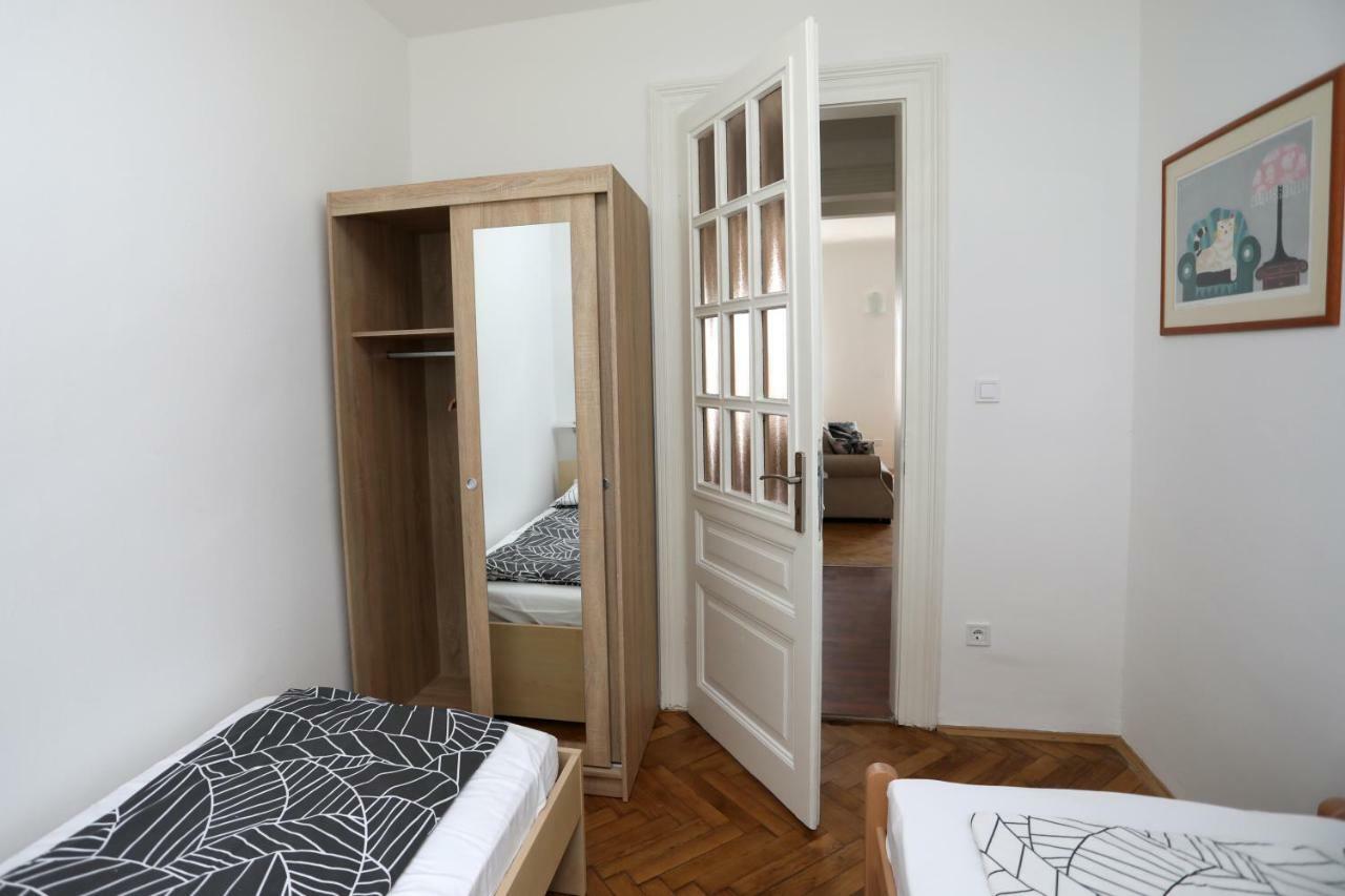 Apartman Cinkopan PUY Eksteriør bilde